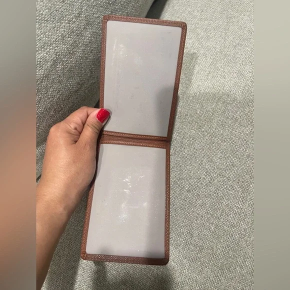 LOUIS VUITTON EPI BI-FOLD LEATHER ID/CARD CASE HOLDER - Picture 4 of 10